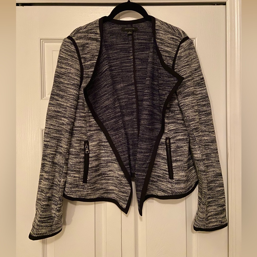 NWOT Ann Taylor blazer, size L.  Never worn. 100% cotton.